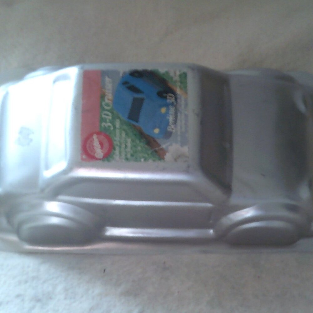 Wilton 3D Car Cake Pan - Silver